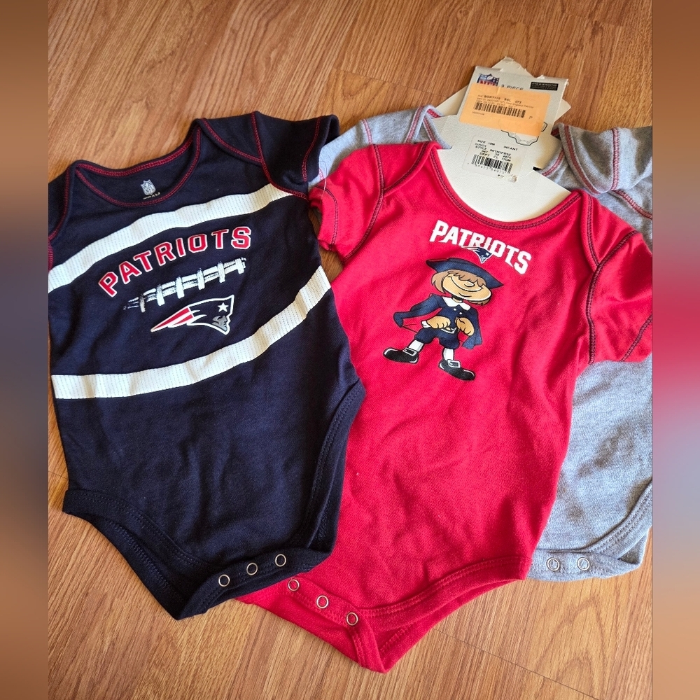NFL New England Patriots Baby 3pc Creeper Set NWT 100% Cotton Superbowl